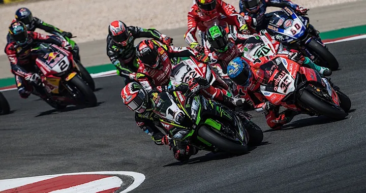 SBK, per Dorna tutto ok. Ma la crisi c’è e il confronto con i dati MotoGP è impietoso