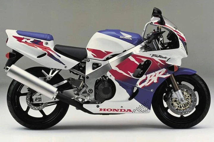 Honda celebra 500 milioni di motocicli prodotti: un traguardo storico