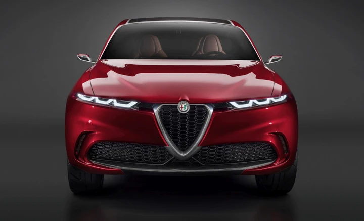 Alfa Romeo Tonale: le indiscrezioni su motorizzazioni e allestimenti