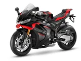 Aprilia RSV4 e RSV4 Factory 2025: l'eccellenza su due ruote raggiunge un nuovo livello