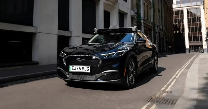 Uber e Wayve portano i taxi autonomi a Londra: debutto entro pochi mesi