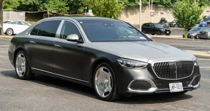 Mercedes-Maybach S 580 rubata, 12 ore dopo compare in annuncio di auto usate