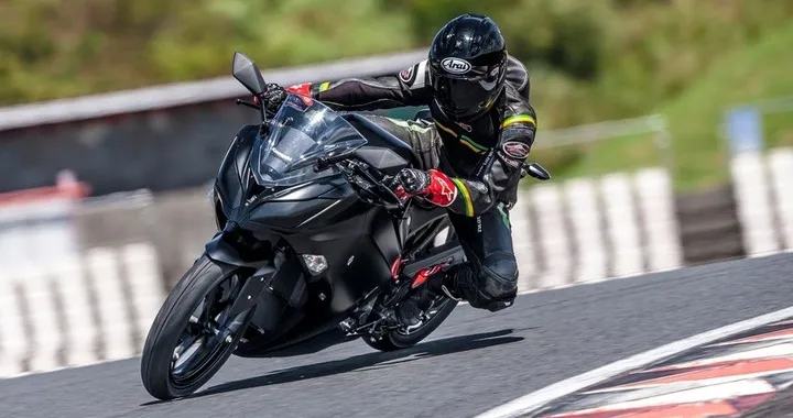 Kawasaki "elettrica": ecco l'EV Concept
