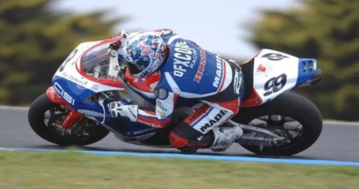 SBK: Steve Martin al via a Donington Park