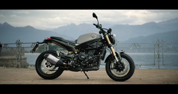 Benelli Leoncino 800 2021