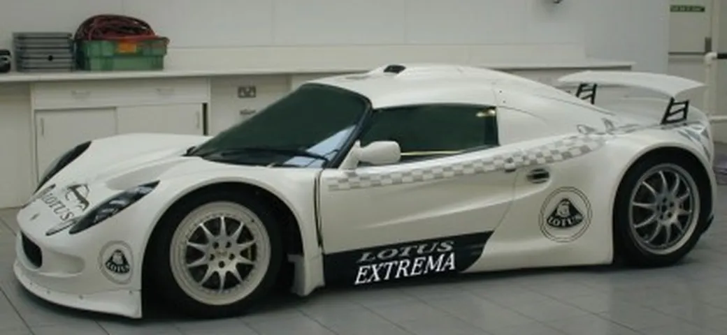 UK Garage presenta la Lotus Extrema