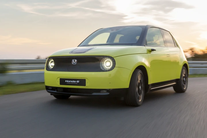 Honda e: un mix tra prestazioni, maneggevolezza e tecnologia
