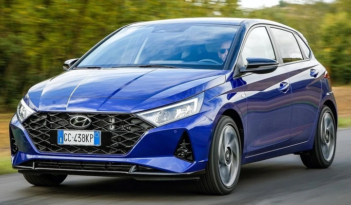 Hyundai i20 Hybrid Connectline 2020: prezzo e dotazione