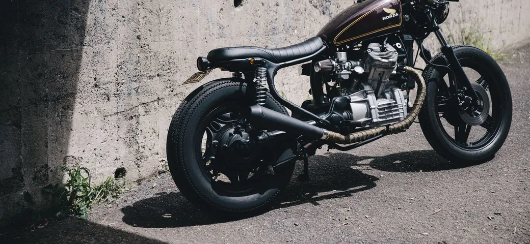 Honda CX500 Cafè Racer: la special di Brad