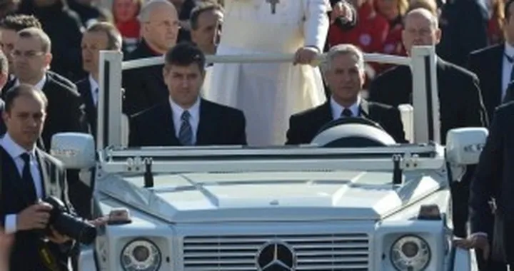 La "jeep" di Papa Francesco è una Mercedes