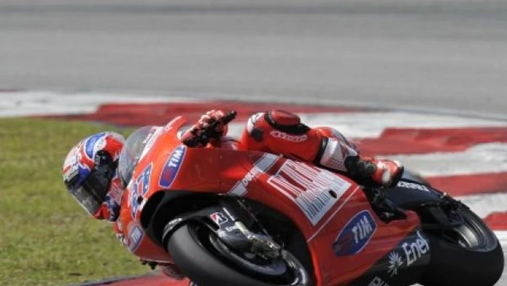 MotoGP: fra pioggia e sole, Stoner ancora secondo, Hayden ottavo