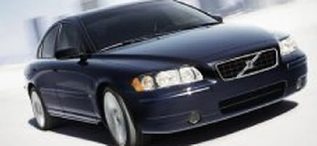 Volvo: fuori la S60, arriva una monovolume ?