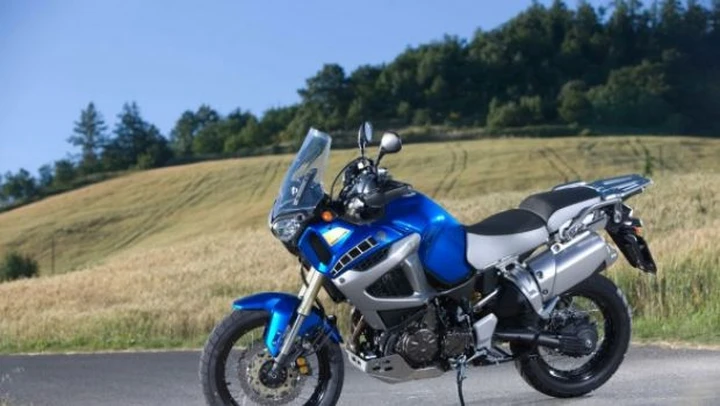 Al via Super Ténéré Experience 2010, 10 week-end di test ride sui passi montani più belli d’Italia