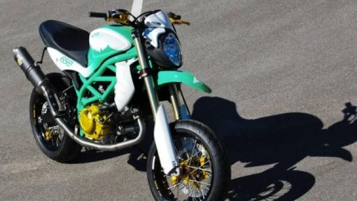 L-R-G Suzuki Super Gladius...