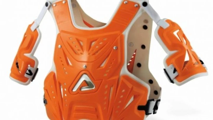 Pettorina Infinity di Acerbis