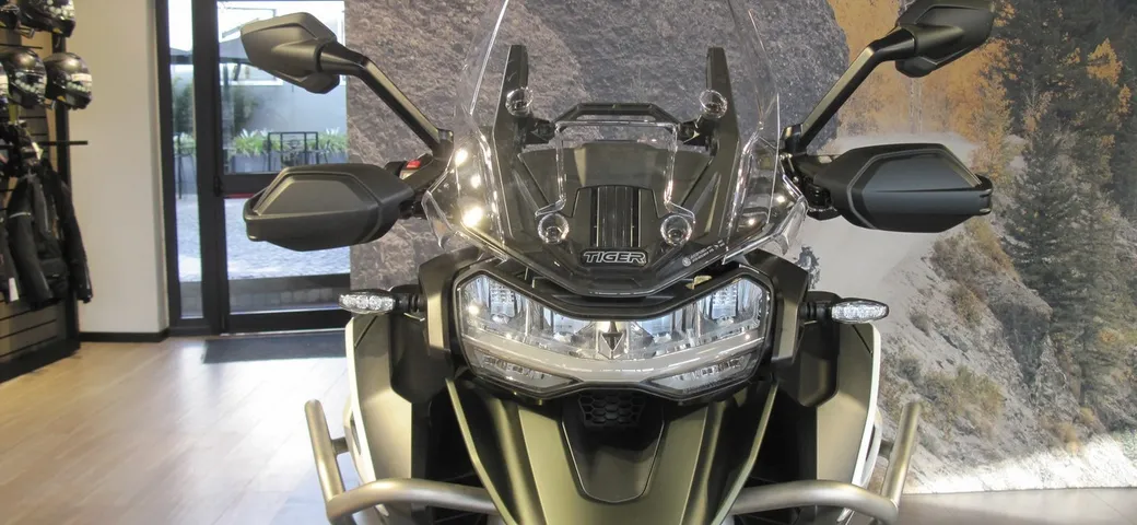 Triumph Tiger 1200 2022: più potente, più leggera