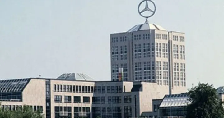 Daimler: multa da 185 milioni di dollari per concludere lo scandalo mazzette