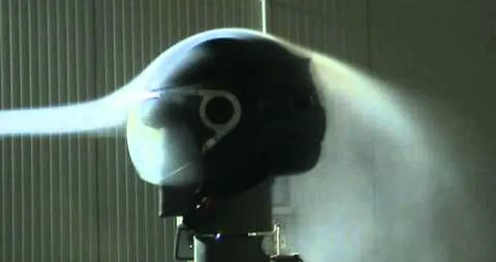 Pininfarina Helmet in the WindTunnel.wmv