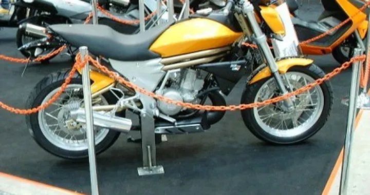 Foto del giorno: scoop Malaguti moto!