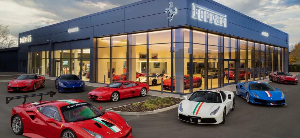 Ferrari ridisegna il futuro degli showroom con una nuova Corporate Identity