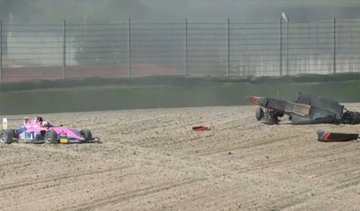 Formula 4, terrore a Vallenlunga: Cenyu Han coinvolto in un terribile incidente