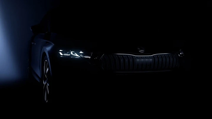 Skoda Octavia 2024: nuovo video teaser anticipa novità interessanti