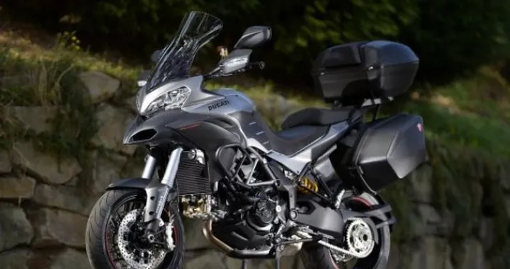 Pirelli Angel GT in anteprima sulla Multistrada 1200 S Granturismo