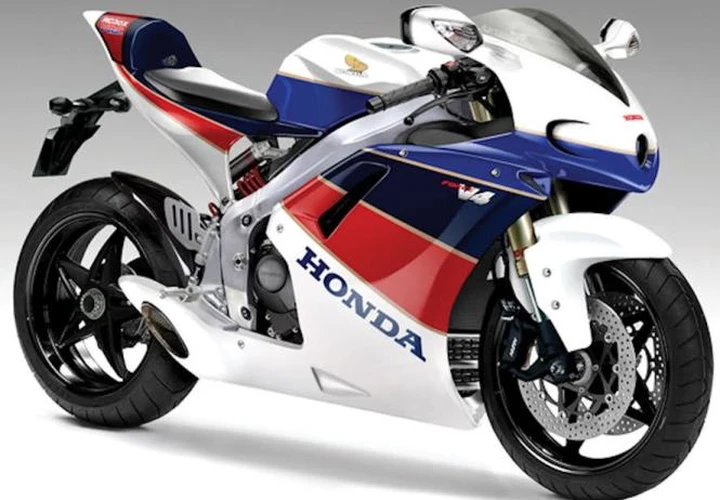 Honda RVF 1000: i brevetti della nuova V4