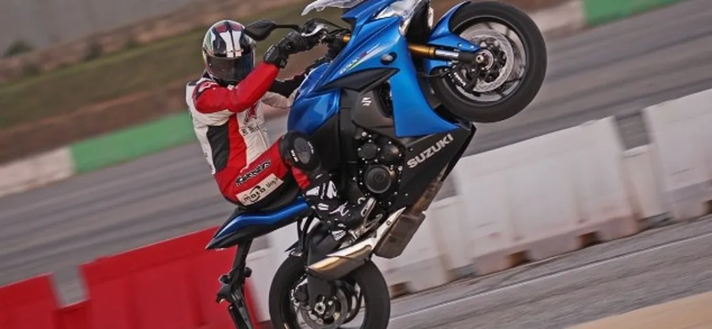Suzuki GSX-S 1000 F ABS 2015: la prova in pista