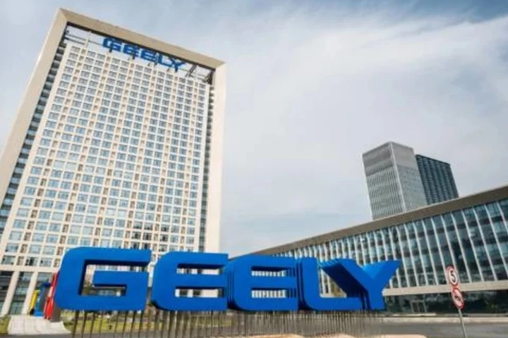 Dazi auto cinesi: Geely, BYD e Chery scelgono l'Europa per aprire nuove fabbriche