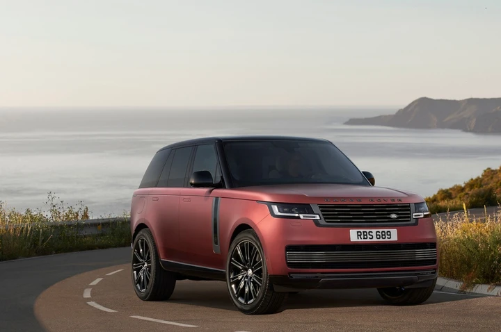 Range Rover 2022: dimensioni, interni, motori, uscita, prezzi