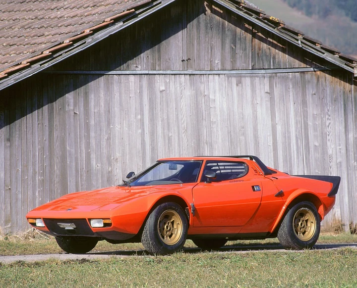 Lancia Stratos stradale in vendita: auto sportiva da collezione