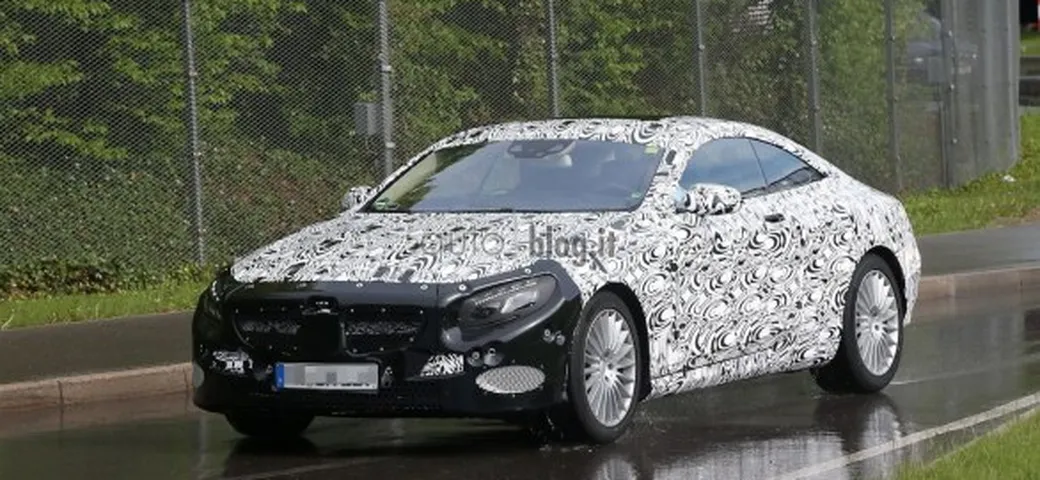 Mercedes Classe S Coupè: nuove foto spia su strada