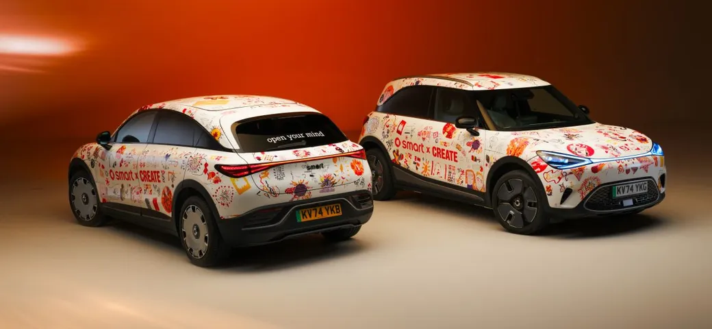 Smart e Create: l’arte che unisce e trasforma le auto in messaggi di inclusività