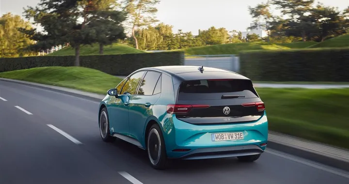 Nel 2033 Volkswagen venderà solo auto elettriche