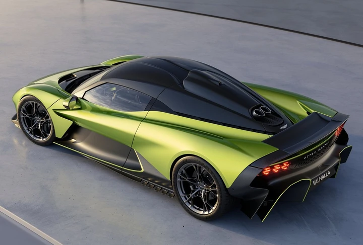 Aston Martin Valhalla: supercar ibrida con 1.079 CV e tecnologie da Formula 1