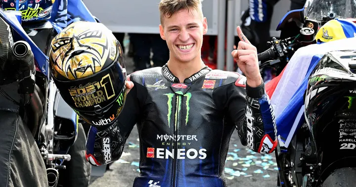 Scorpion Exo R1 Air Fabio Monster Replica, il casco del Campione del Mondo di MotoGP