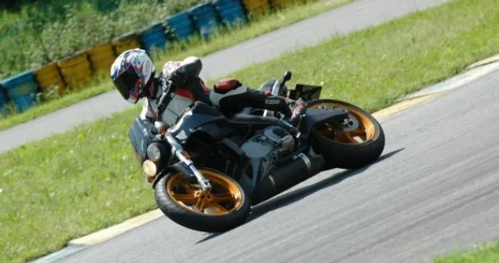 Scatto in Corsa: Buell xb12ss Long al Lombardore