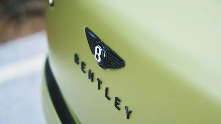Bentley Torcal, il SUV elettrico dei record: oltre 850 CV e 600 km di autonomia