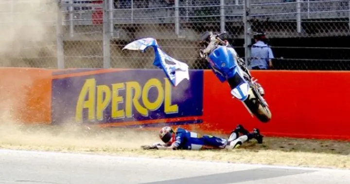Moto2: video del pauroso incidente di Carmelo Morales