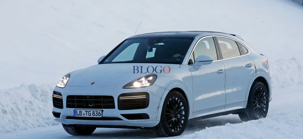 Porsche Cayenne Coupè Turbo GT: le foto spia