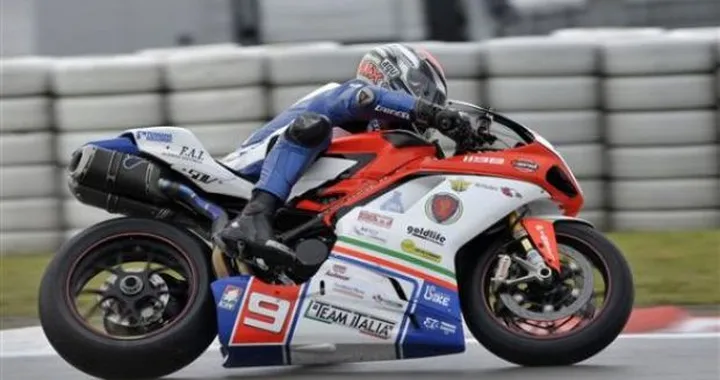 Superstock: Team Italia con Lorenzo Savadori e Ducati nella 1000, Yamaha nella 600