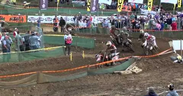 Everts and Friends 2012: Antonio Cairoli really fast on a moped!
