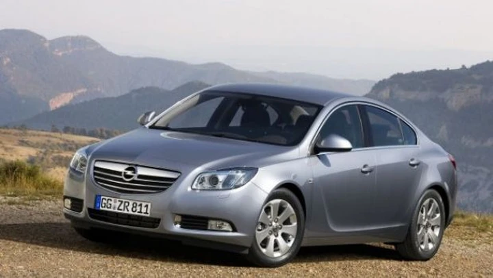 Opel Insignia: presto debutterà il motore 1.9 biturbo diesel