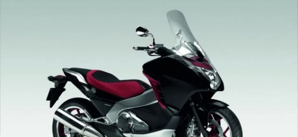 Concept Honda: V4 Crosstourer Concept e New Mid Concept