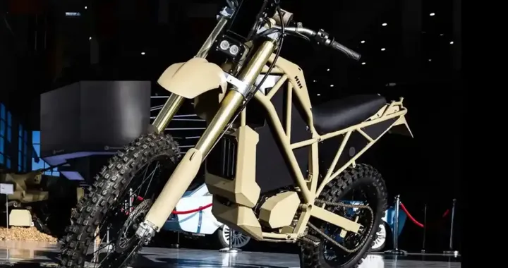 IZH Enduro: la moto elettrica di Kalashnikov per uso civile e militare