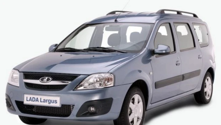 Lada Largus: l'alter ego della Dacia Logan MCV