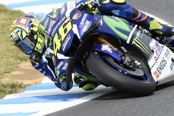 MotoGP Motegi, la “bomba” di Rossi in pole davanti a Marquez, Lorenzo, Dovizioso