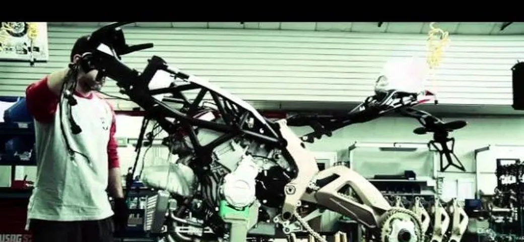 Inizia la produzione delle MV Agusta F3