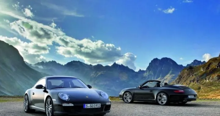 Porsche 911 Black Edition
